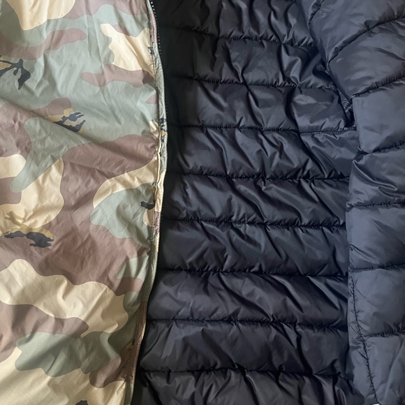 Black puffer jacket - Picture 5 of 6